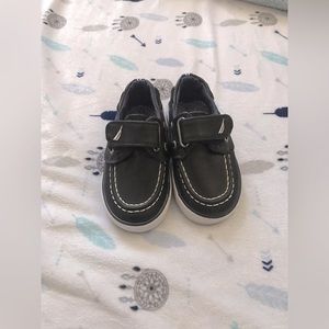 Toddler Boys Size 5 NAUTICA Navy Blue Boat Shoes Hook and Loop Easy On Straps